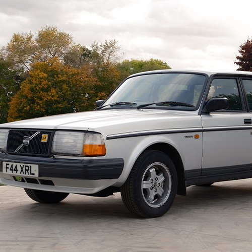 Examples of iconic Volvo 200 and 700 Series with low mileages up for sale at Sworders in Stansted